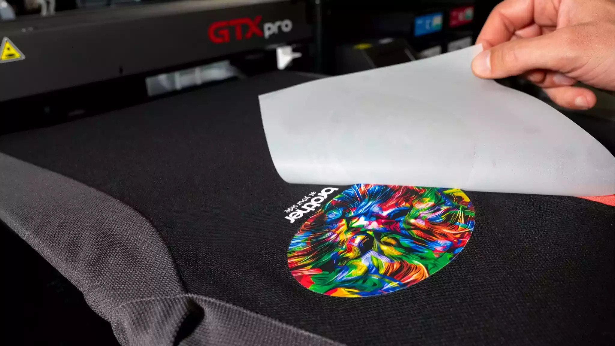 What_is_DTF_Printing_explained_photos_v2_x2 What_is_DTF_Printing_explained_photos_v2_x2